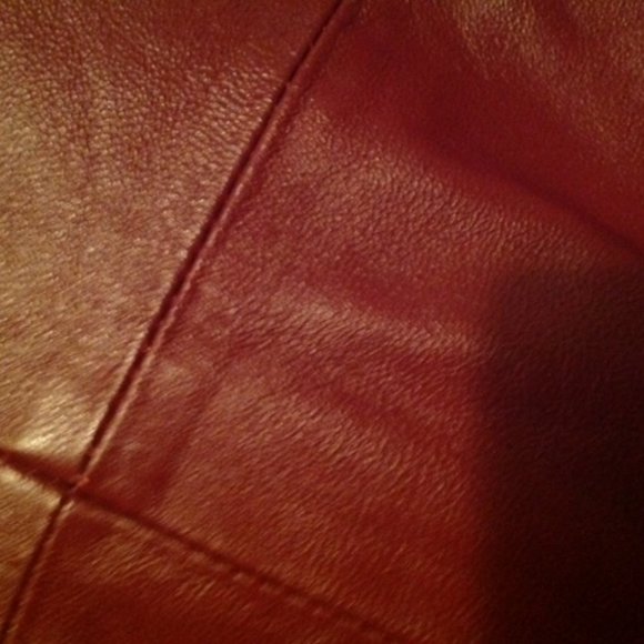 RED WOMEN'S LEATHER JACKET - SIZE 12 - Picture 5 of 5